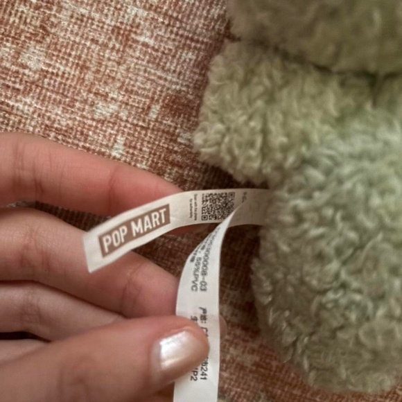 Labubu Keychain - Picture 4 of 4